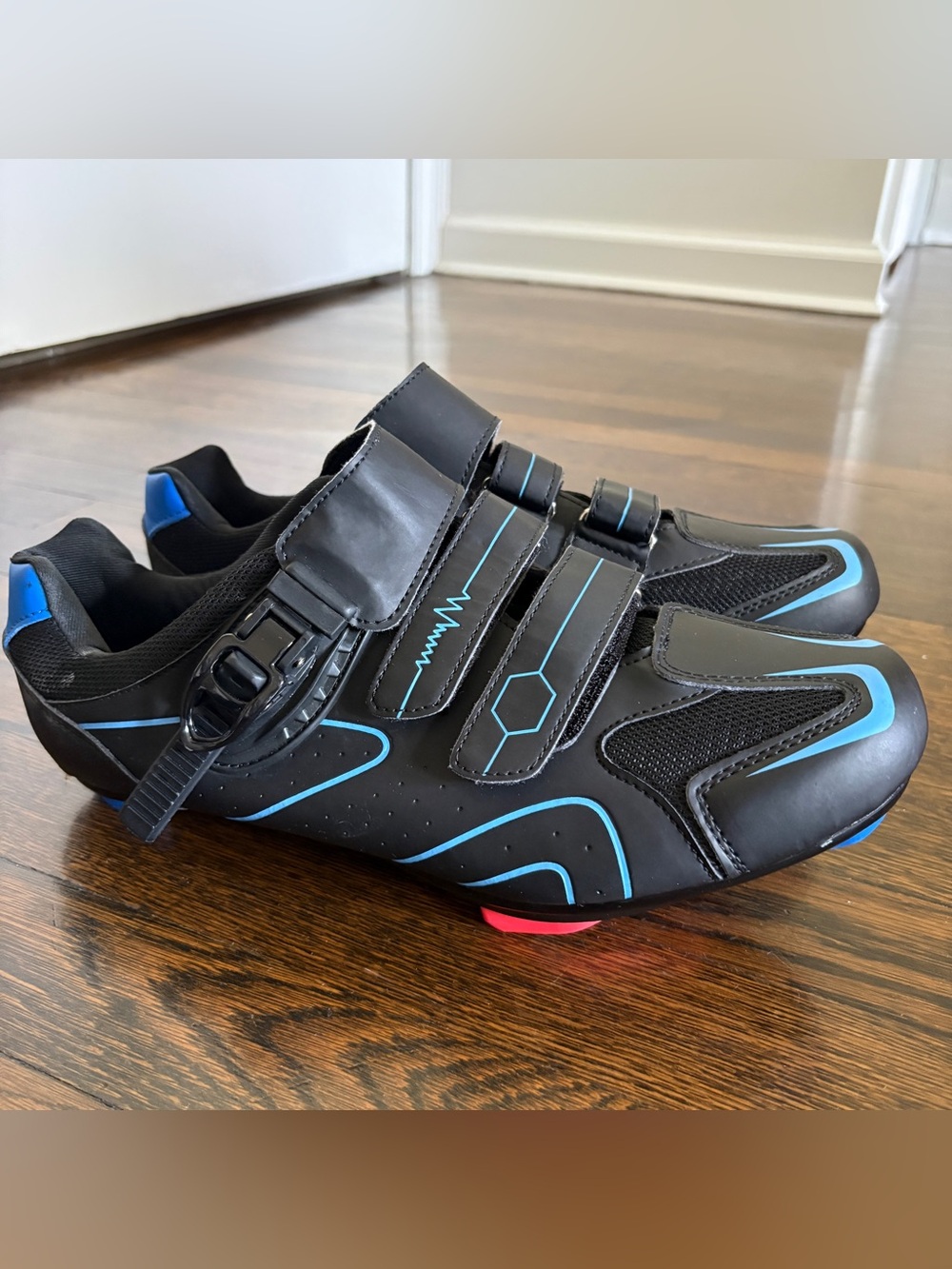 Like new cycling shoes